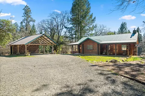 151 Kubli Rd, Grants Pass, OR 97527