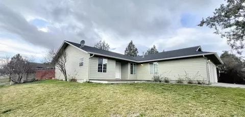 629 SW Deer Ridge Ct, Madras, OR 97741
