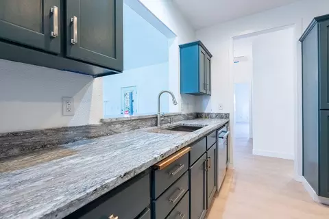 Kitchen - 19 Pine Ct, Eagle Point, OR 97524 photo 1 of 5