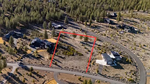 18858 Ridgeline Dr, Bend, OR 97703 photo 5