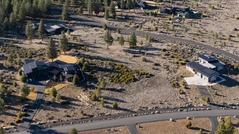 18858 Ridgeline Dr, Bend, OR 97703 photo 6