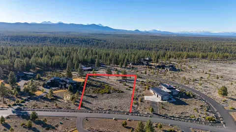18858 Ridgeline Dr, Bend, OR 97703 photo 7