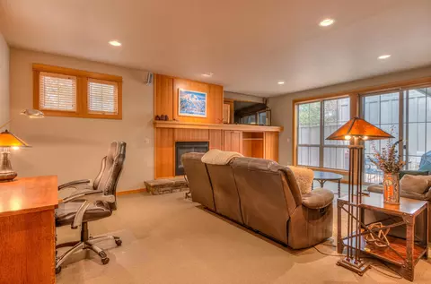 Living - 57135 Evergreen Loop, Sunriver, OR 97707 photo 1 of 3