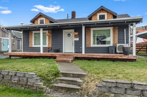 242 NW 1st Ave, John Day, OR 97845