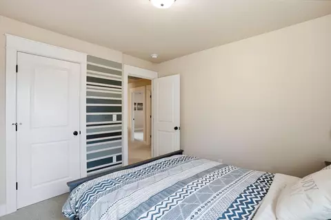 Bedroom - 62763 Hawkview Rd, Bend, OR 97701 photo 5 of 5