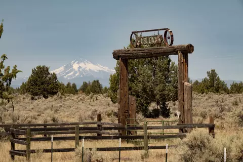 0 SE Grizzly Rd, Madras, OR 97741