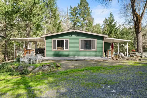 3477 Helms Rd, Grants Pass, OR 97527