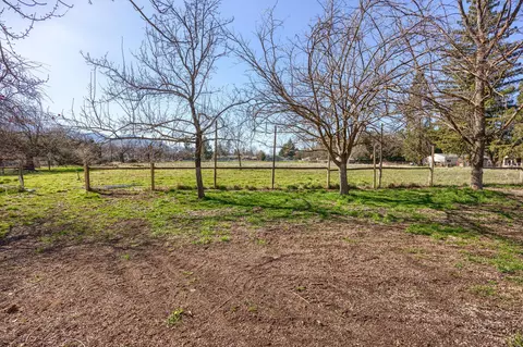 4444 Colver Rd, Phoenix, OR 97535 photo 38