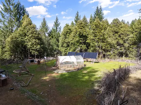 Exterior - 1259 Waldo Rd, O'brien, OR 97534 photo 12 of 14