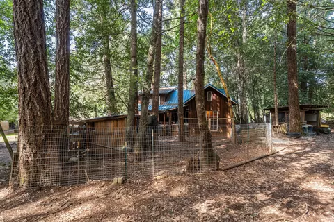 Exterior - 1259 Waldo Rd, O'brien, OR 97534 photo 14 of 14