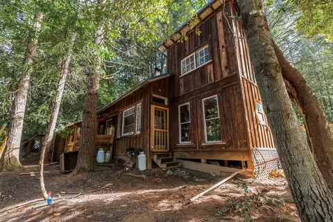 Exterior - 1259 Waldo Rd, O'brien, OR 97534 photo 8 of 14