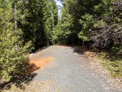 Exterior - 1259 Waldo Rd, O'brien, OR 97534 photo 13 of 14