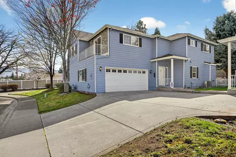 262 Meadow Dr, Ashland, OR 97520