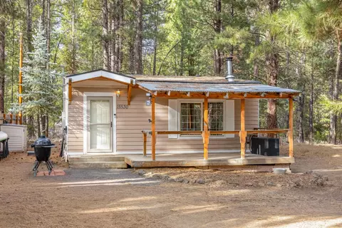 15530 Rim Dr, La Pine, OR 97739