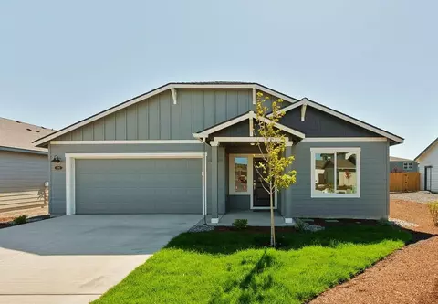 4124 SW Pumice Ave #75, Redmond, OR 97756
