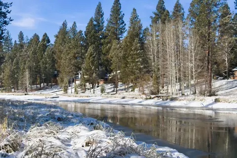 View/Area - 17181 Merganser Dr, Bend, OR 97707 photo 5 of 6