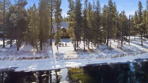 View/Area - 17181 Merganser Dr, Bend, OR 97707 photo 4 of 6