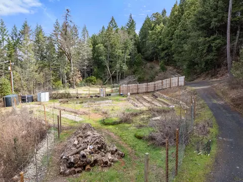 6223 Takilma Rd, Cave Junction, OR 97523 photo 9