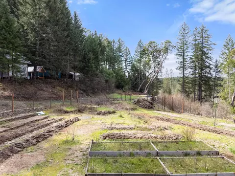 6223 Takilma Rd, Cave Junction, OR 97523 photo 6