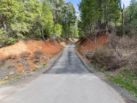 6223 Takilma Rd, Cave Junction, OR 97523 photo 5