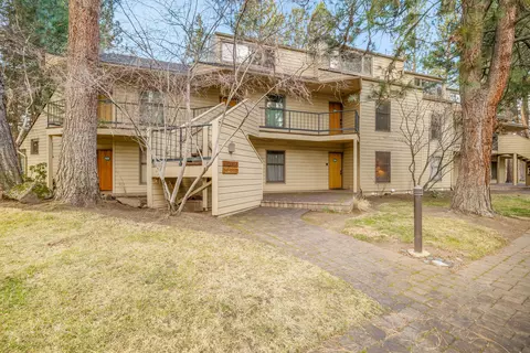 19717 SW Mount Bachelor Dr UNIT 151, Bend, OR 97702