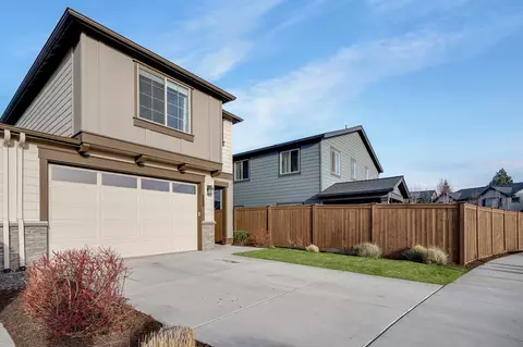 63169 NE Hadley Pl, Bend, OR 97701