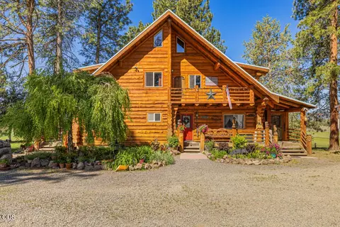 11010 Yonna Loop Dr, Bonanza, OR 97623