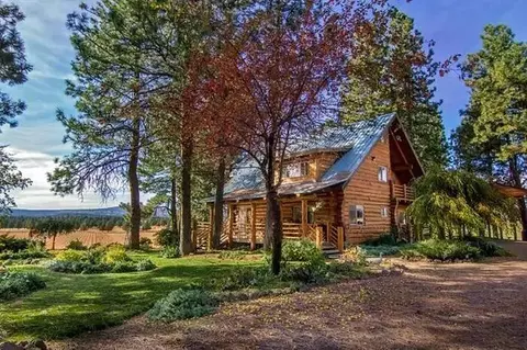 11010 Yonna Loop Dr, Bonanza, OR 97623