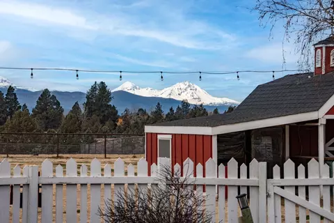 21435 Modoc Ln, Bend, OR 97702 photo 8