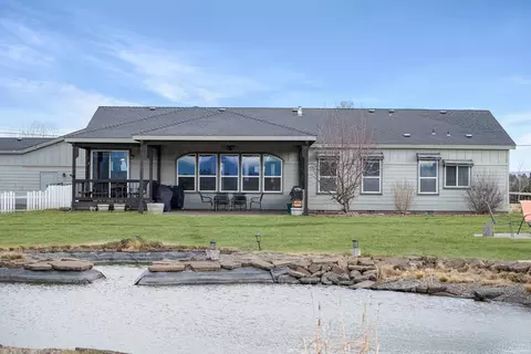 21435 Modoc Ln, Bend, OR 97702 photo 4