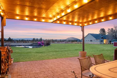 21435 Modoc Ln, Bend, OR 97702 photo 16