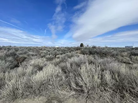 pinion lane LOT 47, Christmas Valley, OR 97641