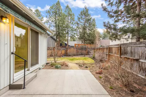 61324 Sparrow Ct, Bend, OR 97702 photo 27