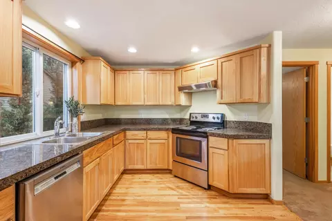 61324 Sparrow Ct, Bend, OR 97702 photo 9