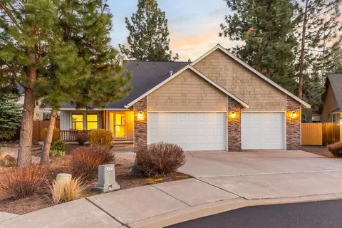 61324 Sparrow Ct, Bend, OR 97702