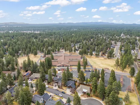 61324 Sparrow Ct, Bend, OR 97702 photo 40