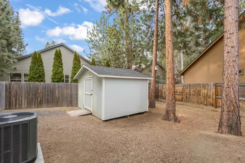 61324 Sparrow Ct, Bend, OR 97702 photo 31