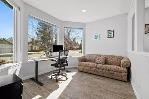 Other - 997 SE Shadowood Dr, Bend, OR 97702 photo 3 of 9