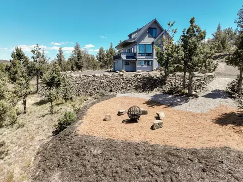 15900 SE Winchester Loop, Prineville, OR 97754
