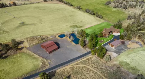 View/Area - 64146 Pioneer Loop, Bend, OR 97701 photo 5 of 7