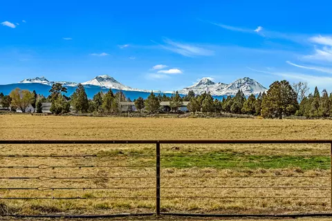 Other - 64146 Pioneer Loop, Bend, OR 97701 photo 10 of 18