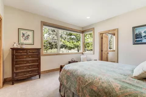 Bedroom - 64146 Pioneer Loop, Bend, OR 97701 photo 2 of 2