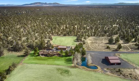View/Area - 64146 Pioneer Loop, Bend, OR 97701 photo 6 of 7
