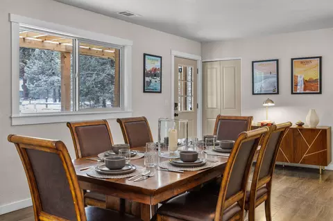 Dining - 69322 Hackamore, Sisters, OR 97759 photo 2 of 4