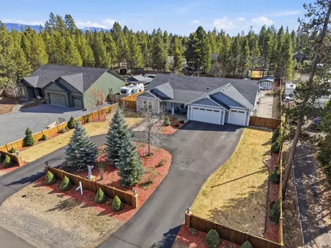 17463 Egret Dr, Bend, OR 97707