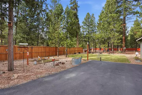 Exterior - 51432 Jory Rd, La Pine, OR 97739 photo 6 of 18