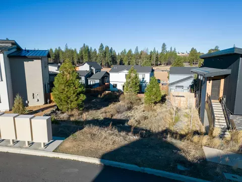 61175 SW Tippytoe Pl, Bend, OR 97702 photo 6