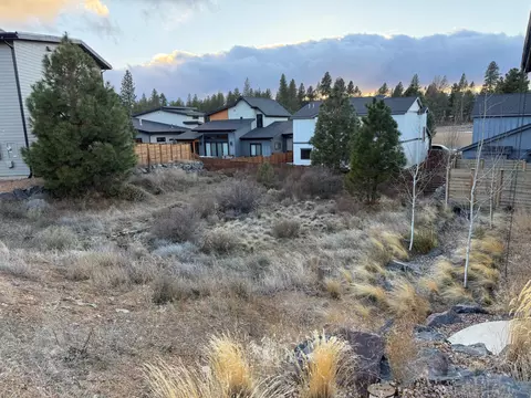 61175 SW Tippytoe Pl, Bend, OR 97702 photo 9
