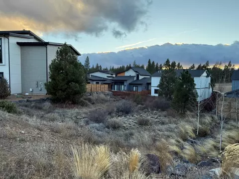 61175 SW Tippytoe Pl, Bend, OR 97702 photo 23
