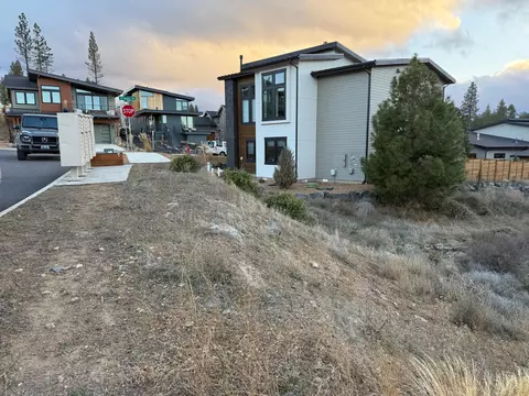 61175 SW Tippytoe Pl, Bend, OR 97702 photo 10